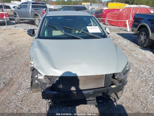 Hyundai ELANTRA SE 2018 KMHD74LF2JU471352 Image 13