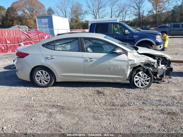 Hyundai ELANTRA SE 2018 KMHD74LF2JU471352 Image 14