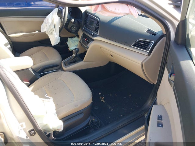 Hyundai ELANTRA SE 2018 KMHD74LF2JU471352 Image 5