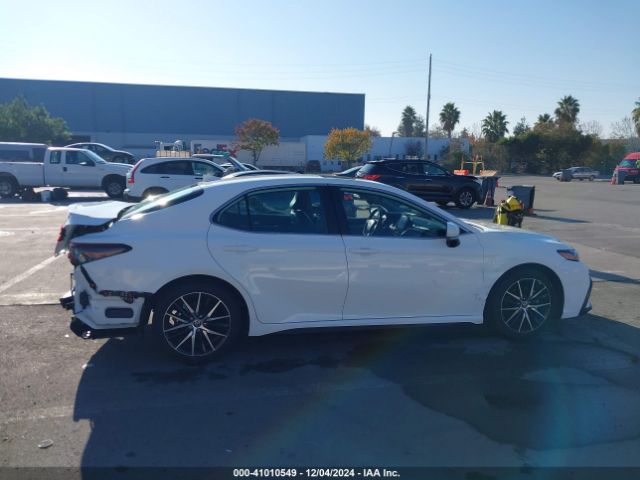 4T1S31AK8RU077058 Toyota Camry Hybrid Se