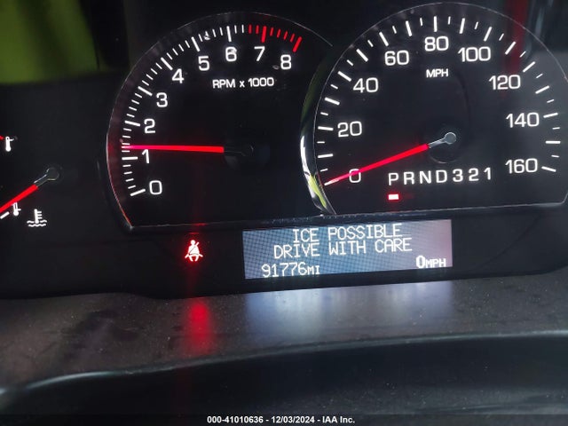 2011 CADILLAC DTS 1G6KD5E61BU144551 Photo 6