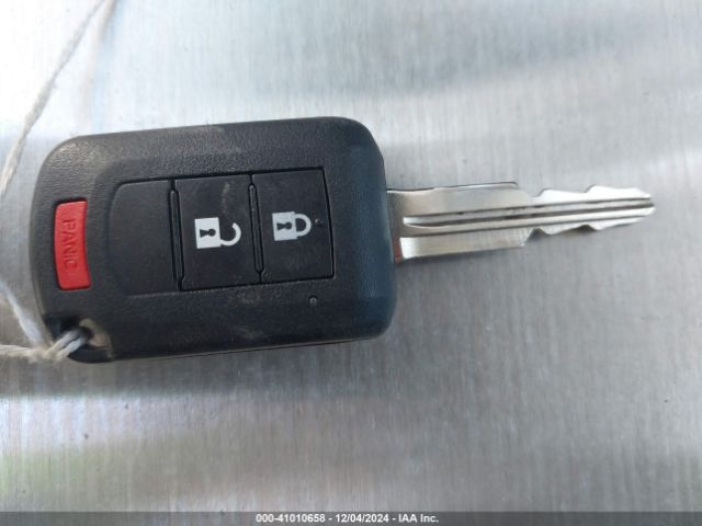 2017 MITSUBISHI OUTLANDER SPORT JA4AP3AU4HZ003911 Photo 10