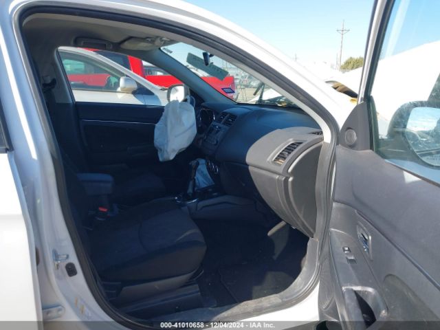 2017 MITSUBISHI OUTLANDER SPORT JA4AP3AU4HZ003911 Photo 4