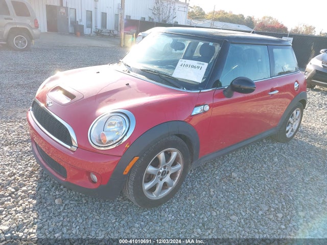 2010 MINI COOPER S WMWMF7C55ATX41872 Photo 1
