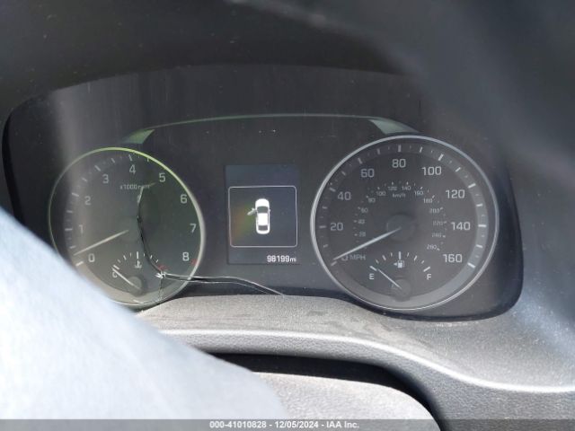 5NPD84LF5JH356093 Hyundai ELANTRA SEL