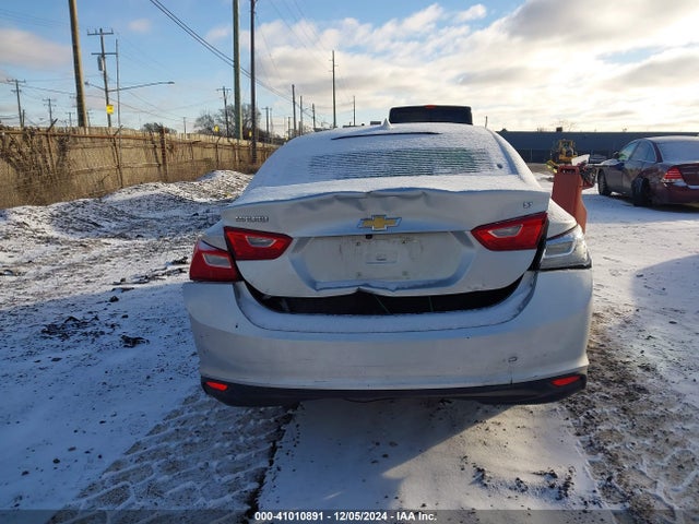 Chevrolet MALIBU LT 2018 1G1ZD5ST3JF249996 Image 16
