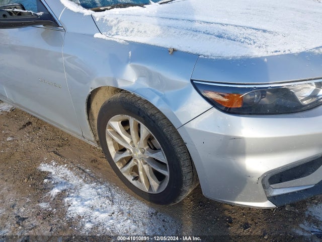 1G1ZD5ST3JF249996 Chevrolet MALIBU LT