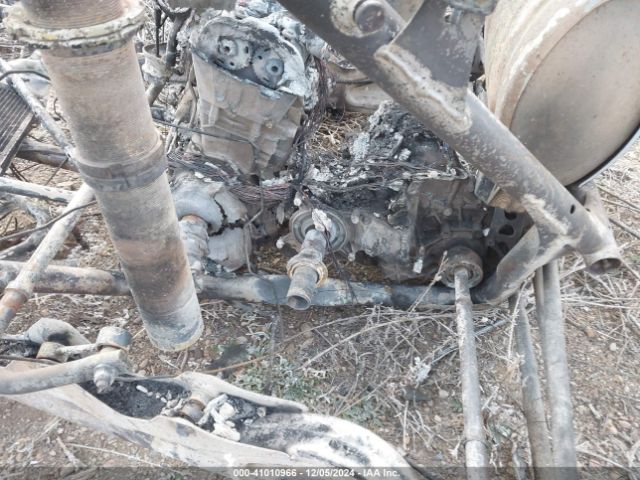 2022 CAN-AM MAVERICK X3 3JBVWAV42NE000282 Photo 8