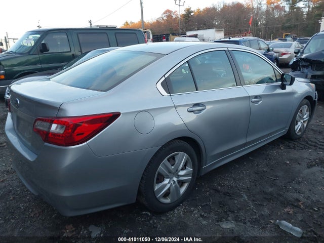4S3BNAA67G3053144 Subaru Legacy 2.5i