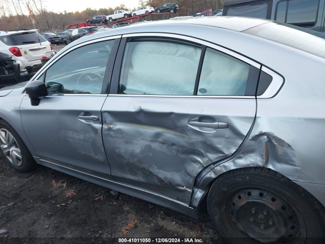 4S3BNAA67G3053144 Subaru Legacy 2.5i