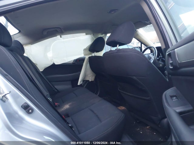 4S3BNAA67G3053144 Subaru Legacy 2.5i