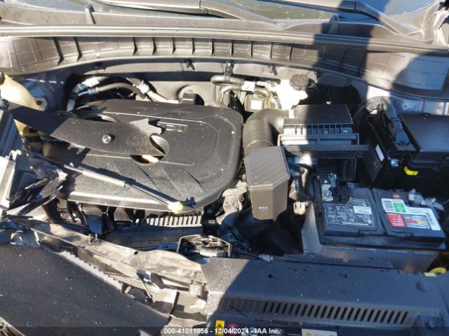 KM8J23A48MU324258 Hyundai TUCSON SE