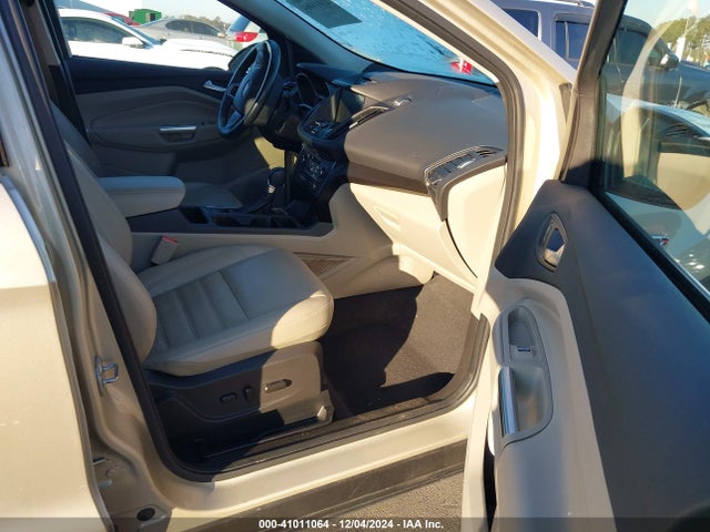 Ford Escape Titanium 2017 1FMCU0JD6HUC42598 Image 5