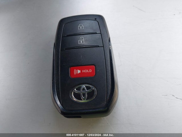 Toyota PRIUS XLE 2023 JTDACAAU5P3014715 Image 11