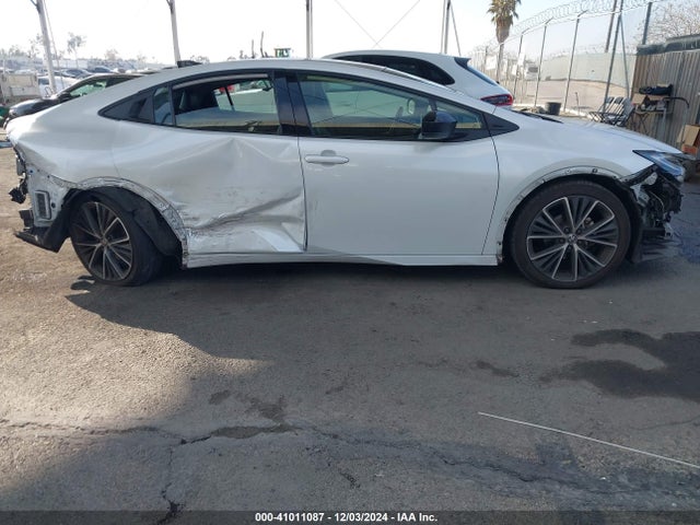 Toyota PRIUS XLE 2023 JTDACAAU5P3014715 Image 14