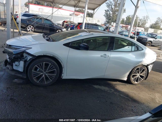Toyota PRIUS XLE 2023 JTDACAAU5P3014715 Image 15