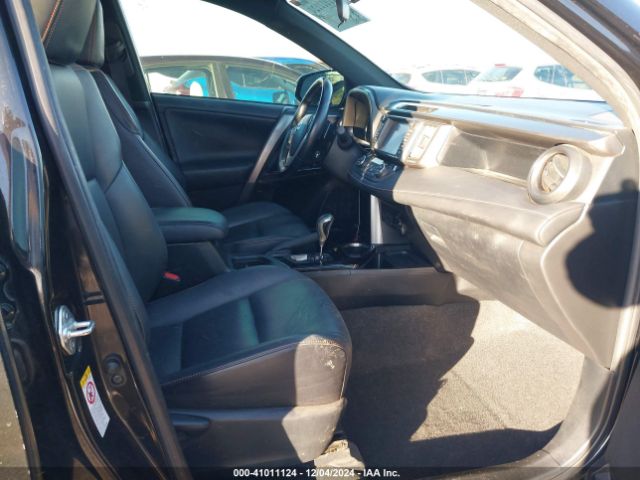 JTMNFREV1GJ082676 Toyota RAV4 SE