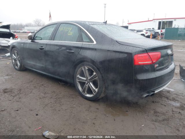 2013 AUDI S8 WAUD2AFD2DN017724 Photo 2