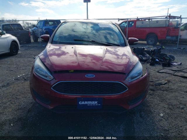 1FADP3KEXFL259244 Ford FOCUS SE