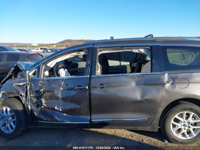 2C4RC1BG6LR285327 Chrysler Pacifica Touring L