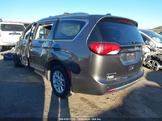 2C4RC1BG6LR285327 Chrysler Pacifica Touring L