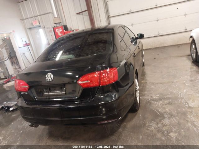 3VW2K7AJXEM429733 Volkswagen Jetta 2.0l S