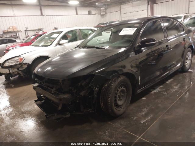 3VW2K7AJXEM429733 Volkswagen Jetta 2.0l S
