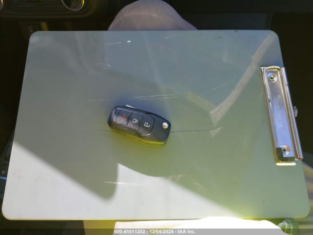 3FTTW8F92PRA25783 Ford Maverick Xl