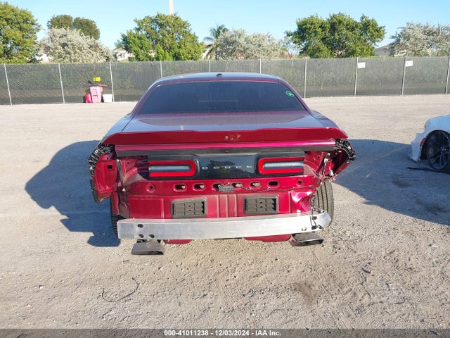 2C3CDZBT7NH263414 Dodge Challenger R/t