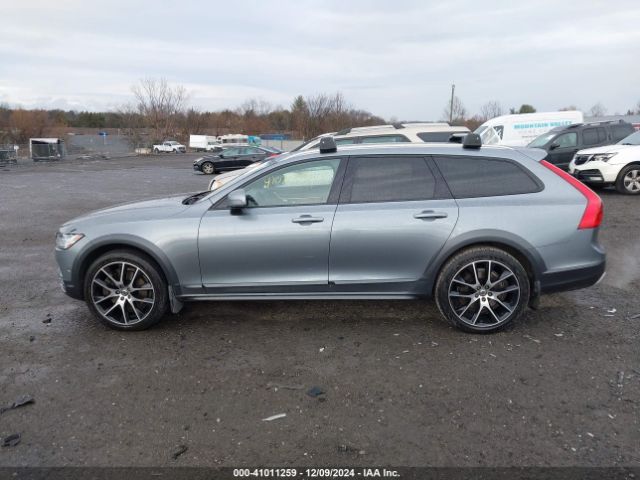 YV4A22NL4H1004004 Volvo V90 Cross Country T6
