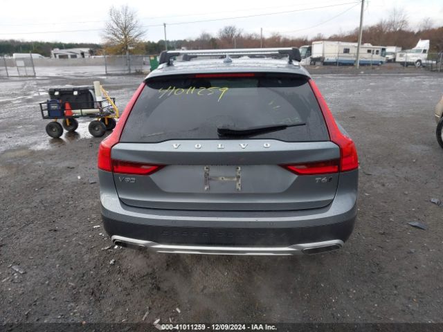 YV4A22NL4H1004004 Volvo V90 Cross Country T6