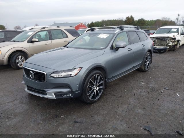 YV4A22NL4H1004004 Volvo V90 Cross Country T6