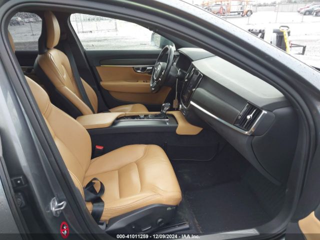 YV4A22NL4H1004004 Volvo V90 Cross Country T6