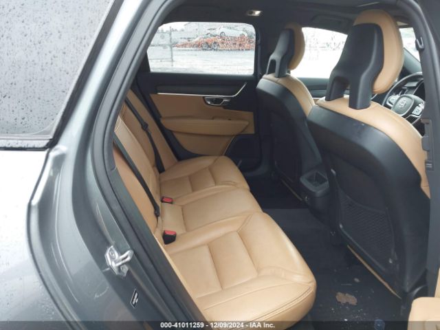 YV4A22NL4H1004004 Volvo V90 Cross Country T6