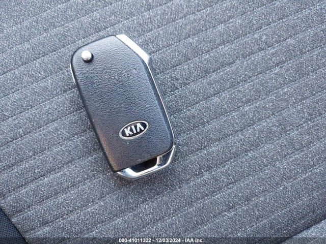 KNDJ23AU4M7768904 KIA SOUL S