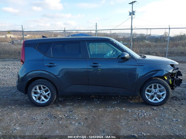 KNDJ23AU4M7768904 KIA SOUL S