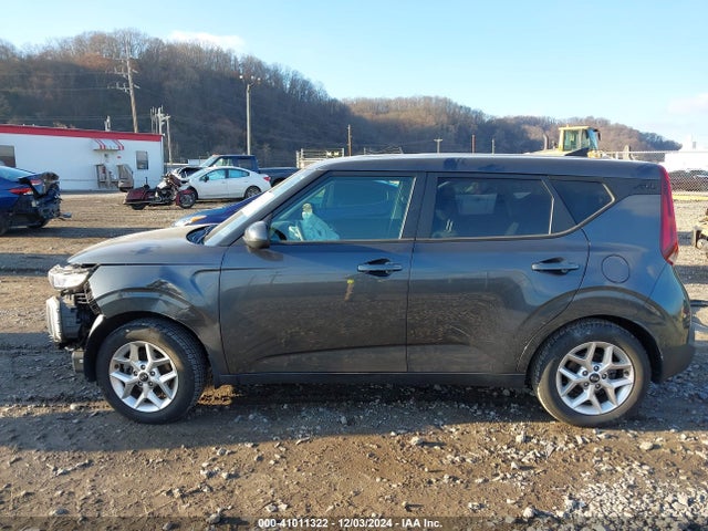 KNDJ23AU4M7768904 KIA SOUL S