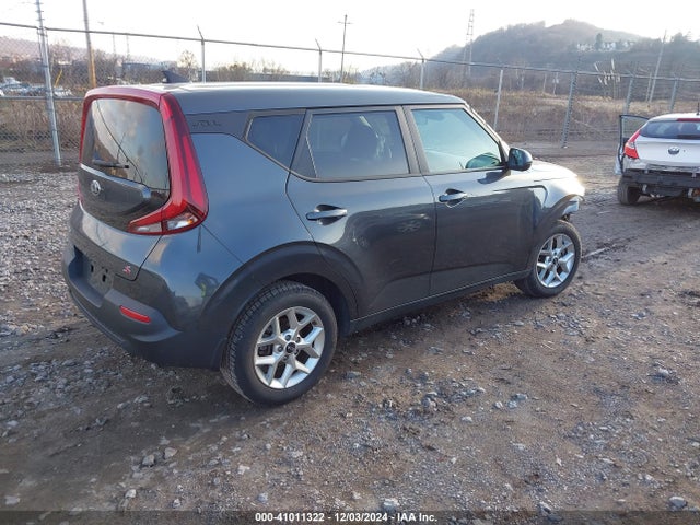 KNDJ23AU4M7768904 KIA SOUL S