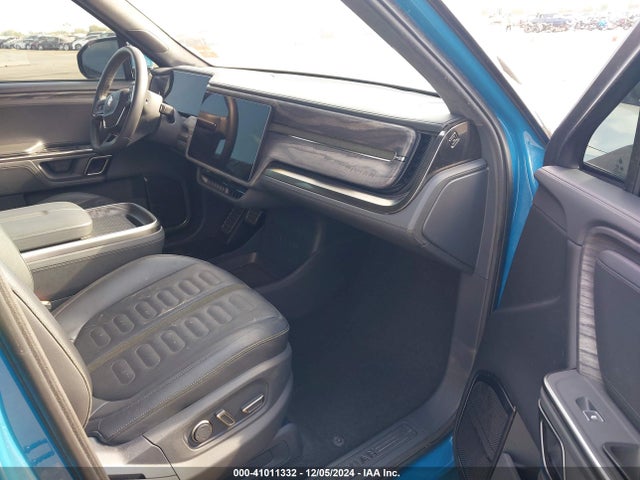 Rivian R1t Launch Edition 2022 7FCTGAAL3NN000778 Image 5