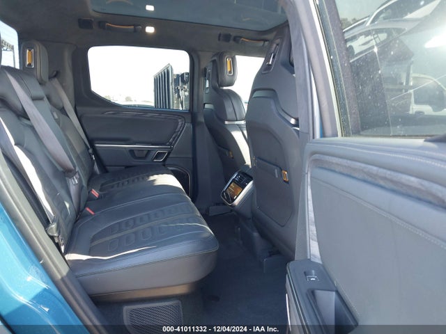 Rivian R1t Launch Edition 2022 7FCTGAAL3NN000778 Image 8