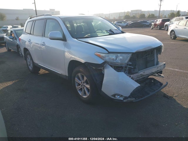2011 Toyota Highlander Se V6 მანქანა იყიდება აუქციონზე, vin: 5TDZK3EH8BS025780, აუქციონის ნომერი: 41011355