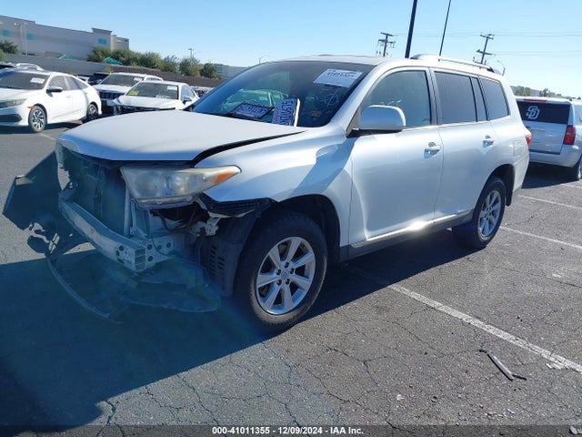 2011 Toyota Highlander Se V6 მანქანა იყიდება აუქციონზე, vin: 5TDZK3EH8BS025780, აუქციონის ნომერი: 41011355