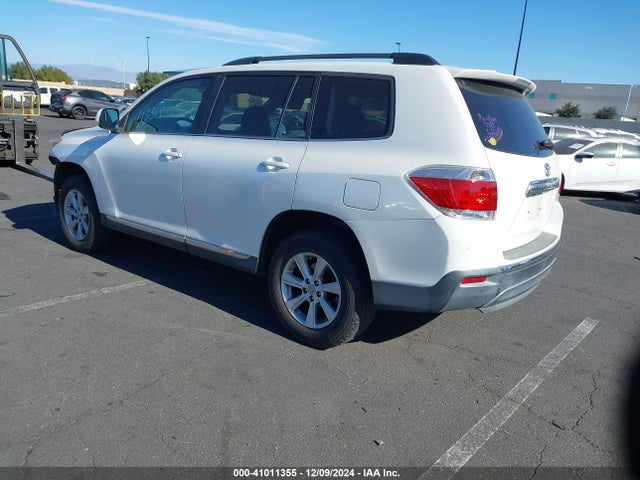 2011 Toyota Highlander Se V6 მანქანა იყიდება აუქციონზე, vin: 5TDZK3EH8BS025780, აუქციონის ნომერი: 41011355