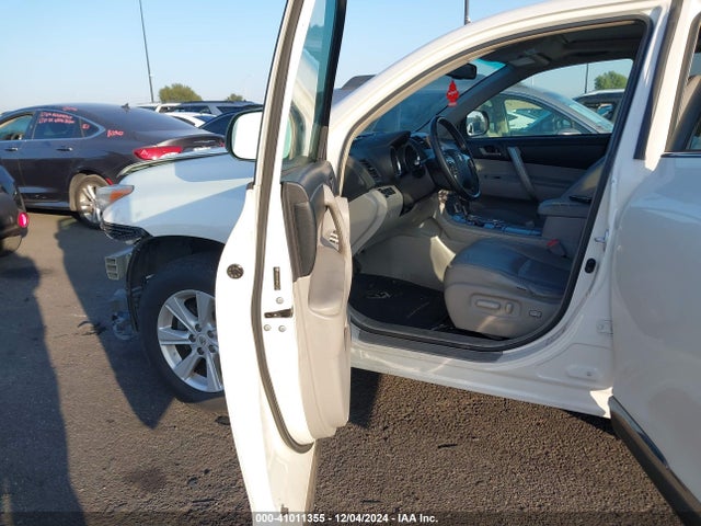 2011 Toyota Highlander Se V6 მანქანა იყიდება აუქციონზე, vin: 5TDZK3EH8BS025780, აუქციონის ნომერი: 41011355