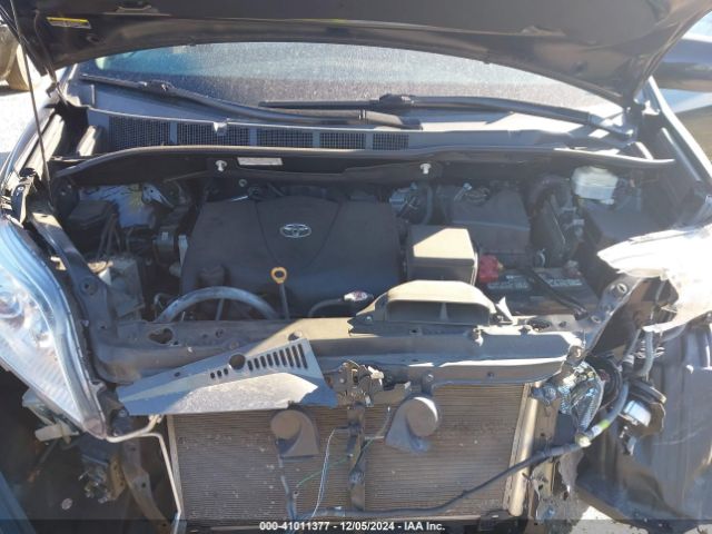 5TDYZ3DC9LS056907 Toyota SIENNA XLE