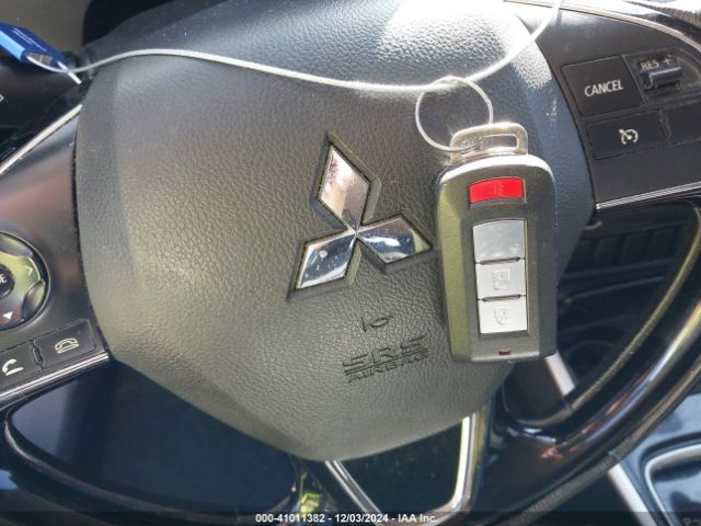 2017 MITSUBISHI OUTLANDER JA4AD3A3XHZ053261 Photo 10