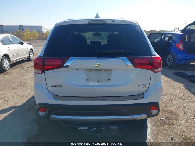 Mitsubishi Outlander Se 2017 JA4AD3A3XHZ053261 Image 16