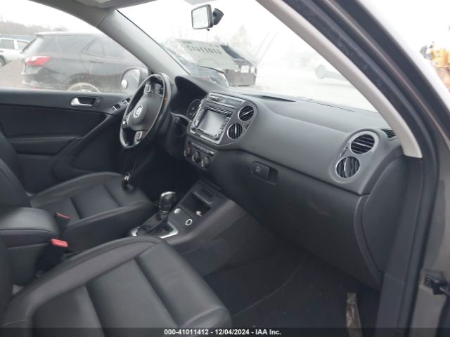 WVGBV3AX4EW607638 Volkswagen TIGUAN SE
