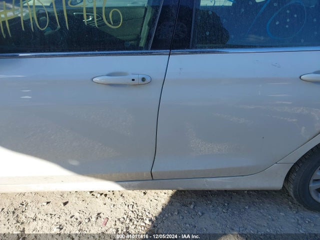 Chrysler 200 Limited 2016 1C3CCCABXGN101859 Image 14