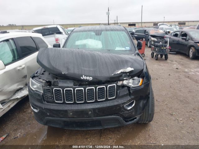 1C4RJEAG6HC664195 Jeep Grand Cherokee Laredo 4x2